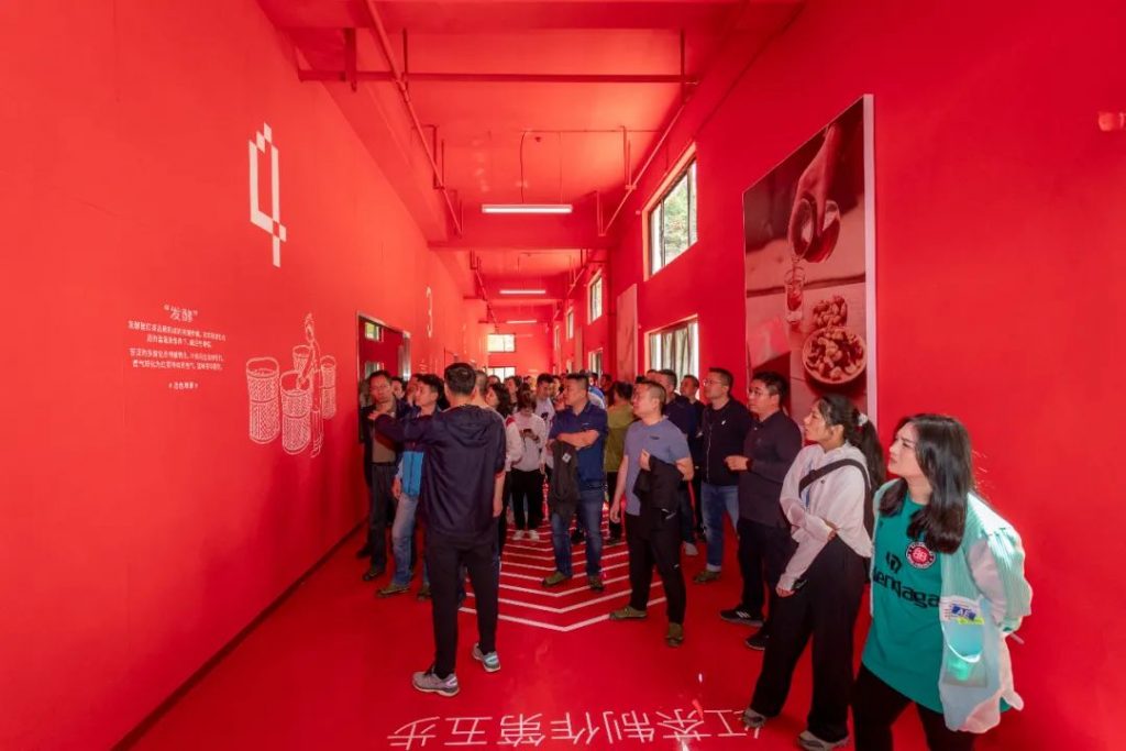 上海隐盏文化工业旅游策划设计案例分享：西双版纳雨林古树茶工业旅游博物馆，观光车间