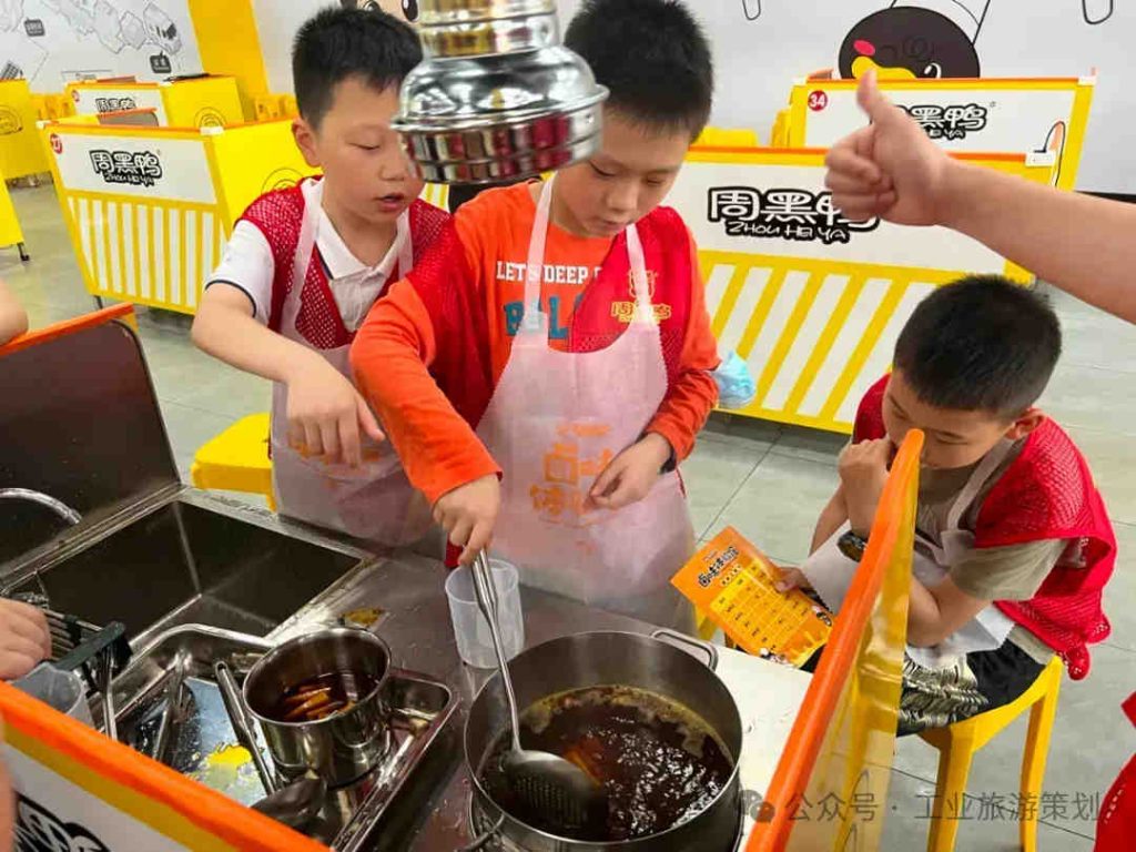 上海隐盏文化工业旅游策划设计案例分享：武汉周黑鸭食品观光工厂